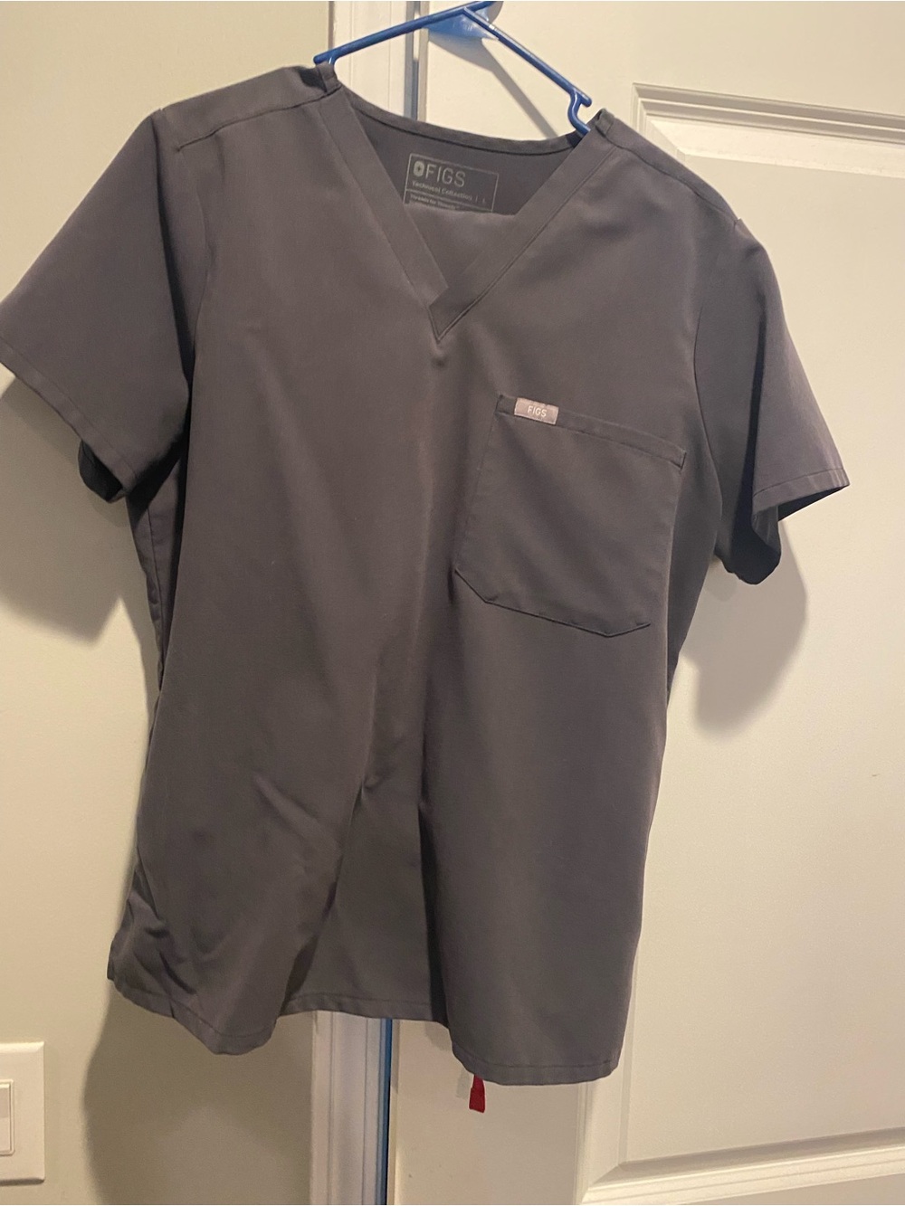 Figs womens scrub set size large